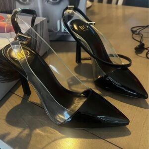 Jennifer Lopez Black Stiletto Heels